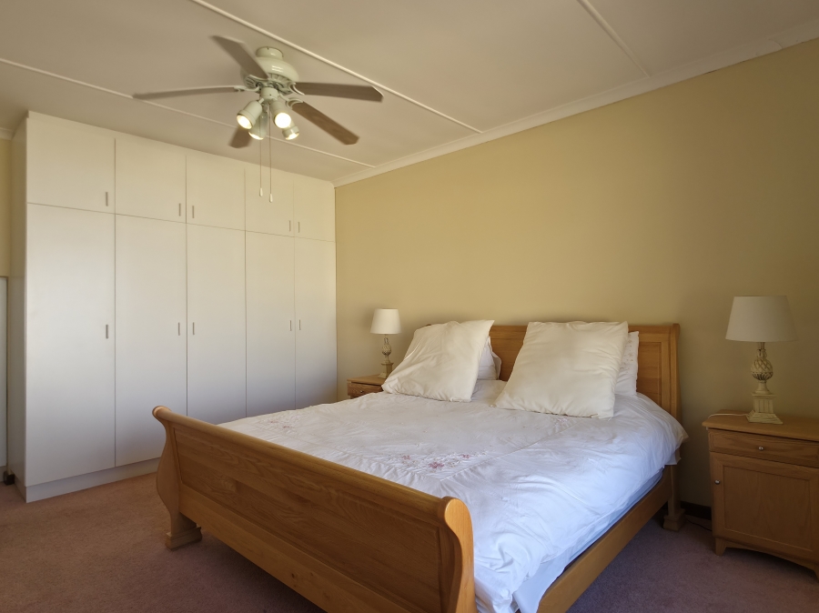 9 Bedroom Property for Sale in Noorsekloof Eastern Cape